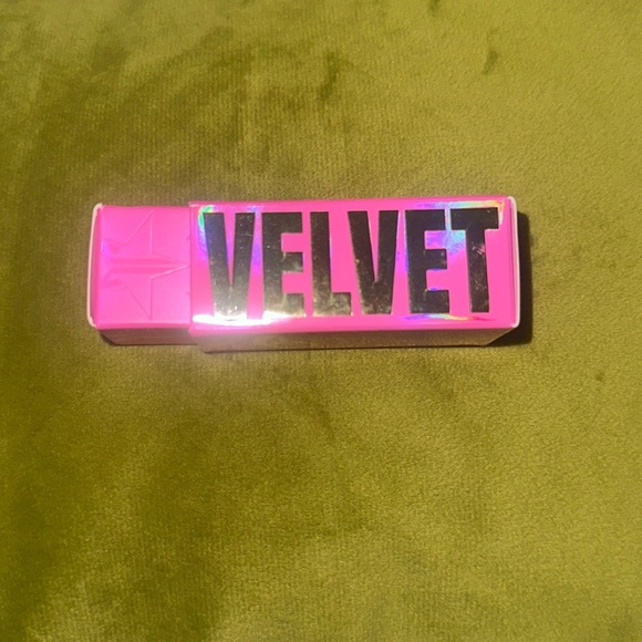 JEFFREE STAR VELVET TRAP - Picture 2 of 8